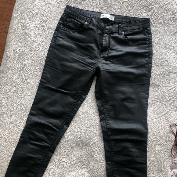 Zara Faux Leather Skinny Pants - Picture 4 of 5